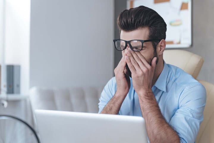 جراحی چشم فوتوریفرکتیو کراتکتومی